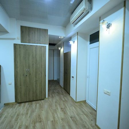 Hostel 17 Only For Men Tbilisi Exterior photo